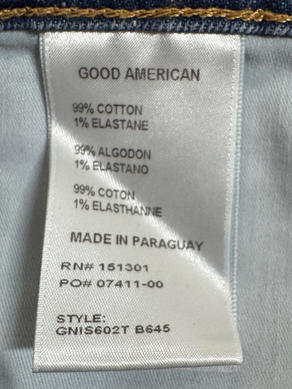 Good American Good 90's Raw Hem Distressed Denim Shorts 10/30 - Picture 4 of 6